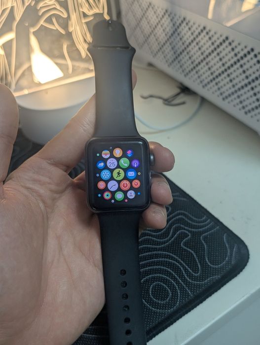 Apple Watch 3 series 42mm 97%