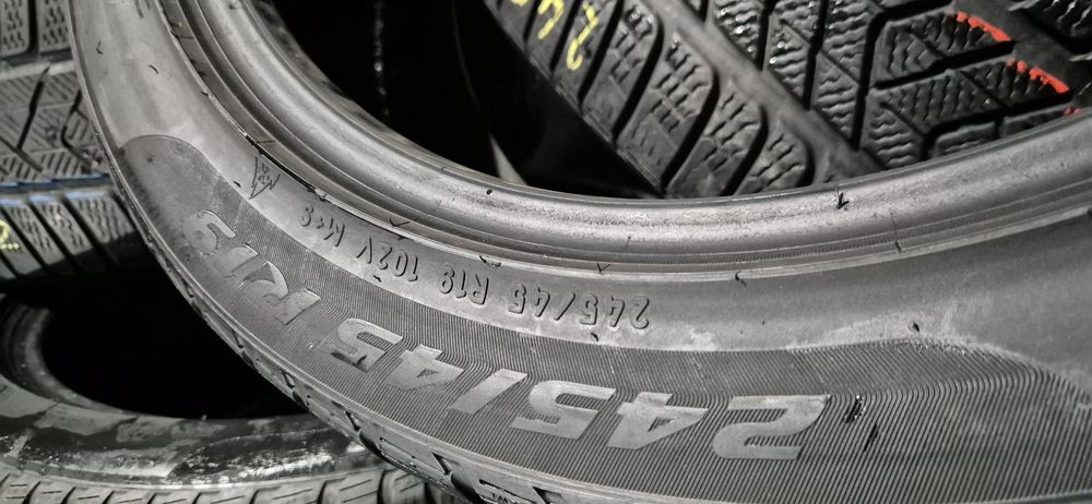 245 45 19 Pirelli m+s 2021