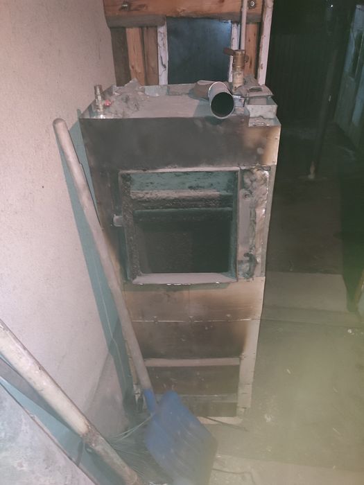 Продам печь котел неделька