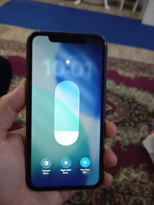 Айфон 11 в хорошем состоянии