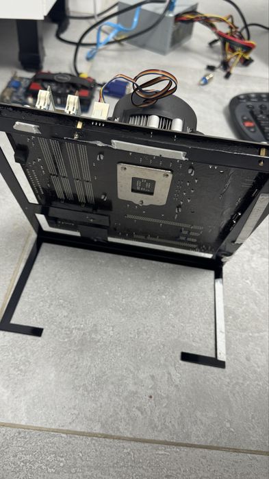 Kit PC InteI3 ,2gb Ram+ suport+sursa