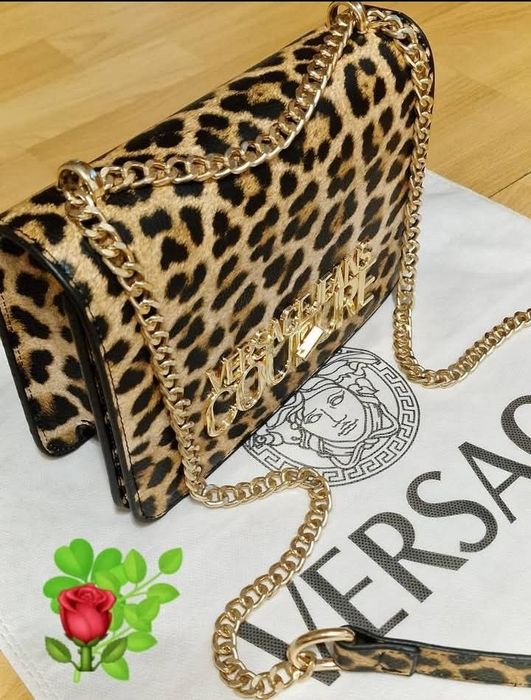 Geanta Versace model animal print, saculet, etichetă