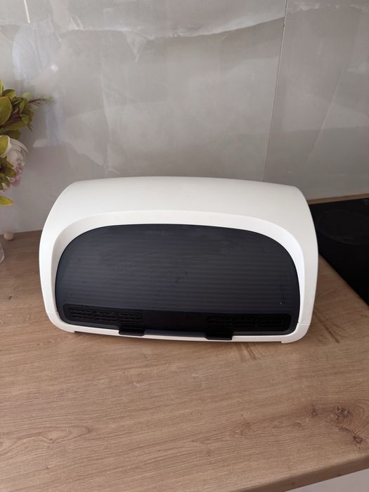 Хлебница от Tupperware