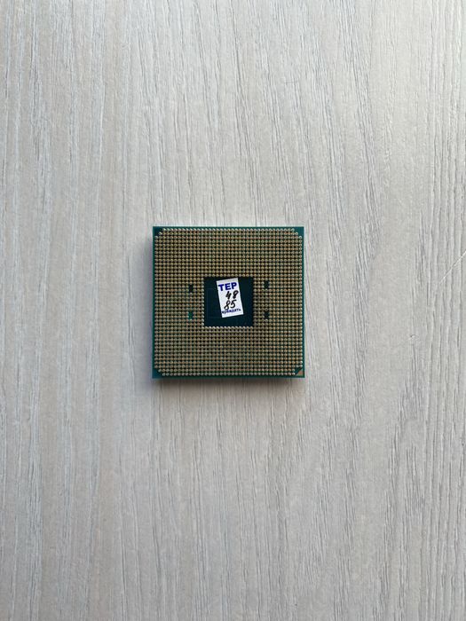 Процессор AMD Athlon 200GE (AM4, Vega 3)