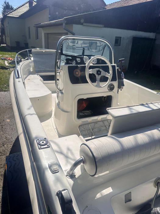 Barca Motor si Peridoc