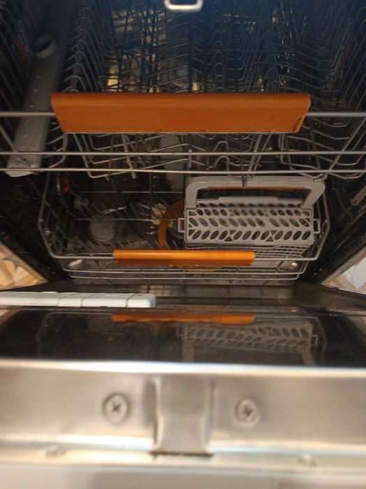Съдомиялна Electrolux на части