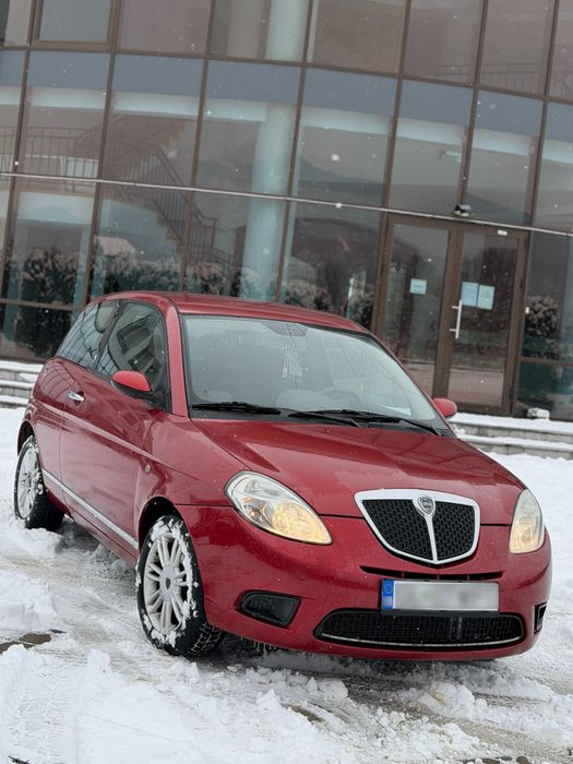 Lancia Ypsilon 1.3 Diesel  2009 | cutie automată ( cu mod manual )