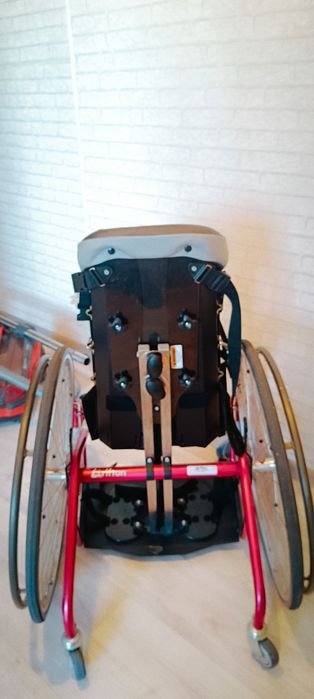 Вертикализатор на колесах для прогулок