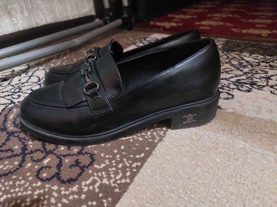 Туфли обувь для девочек размер 37 б/у 1 раз