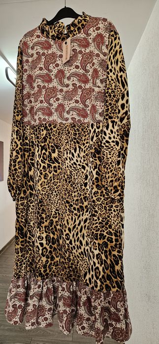 Rochie  noua cu eticheta