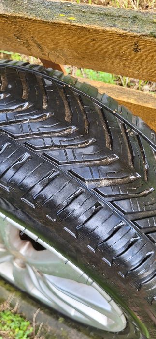 Jante subaru forester 17x7 cu anvelope 205/55/R17