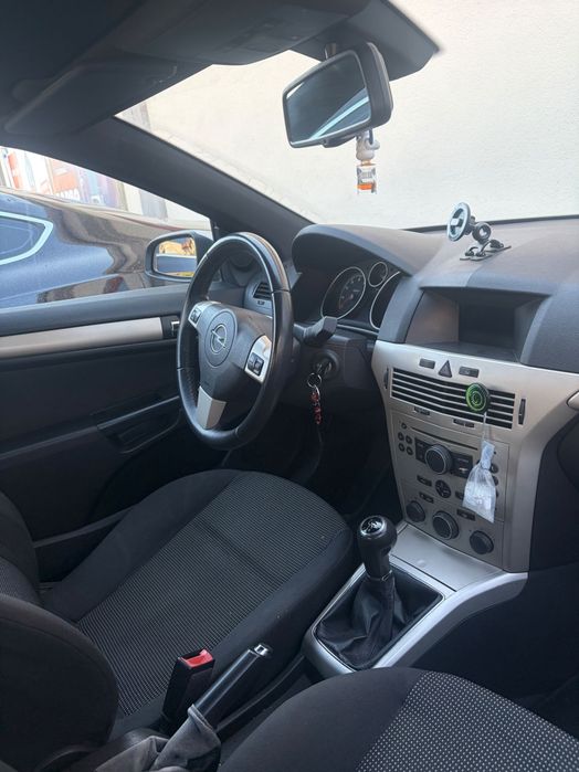 Opel Astra H TwinTop Cabrio