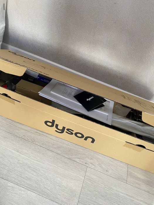 продам Dyson пылесос