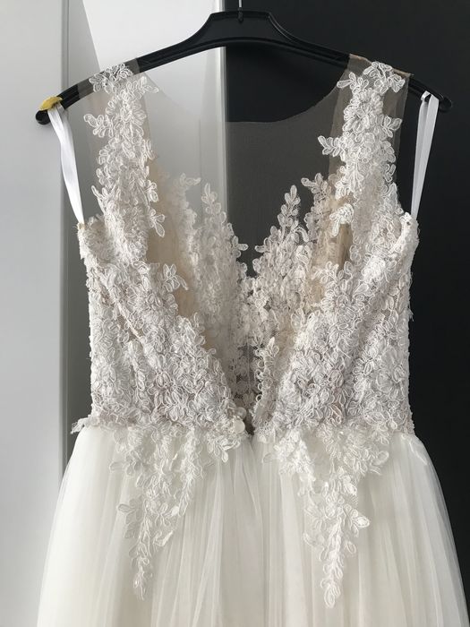 Vand rochie de mireasa