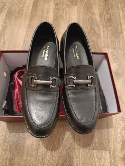 Продам туфли новый Glasman