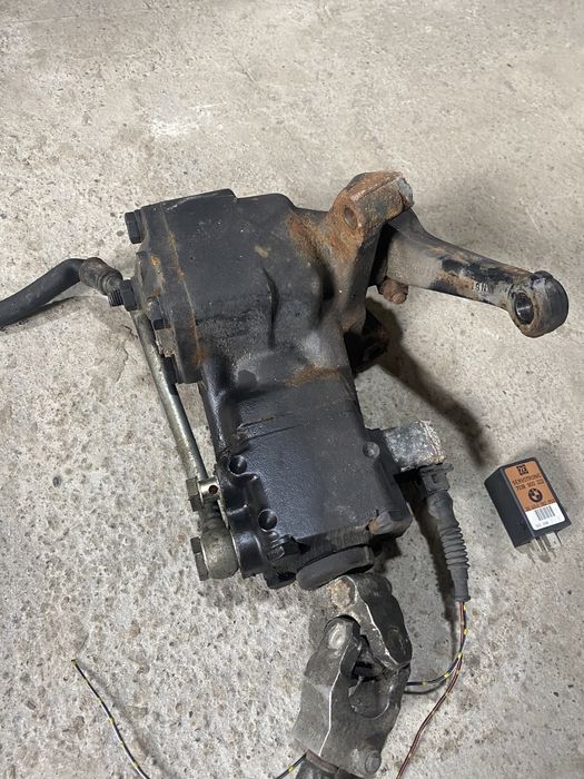 Редуктор рулевой BMW e34
