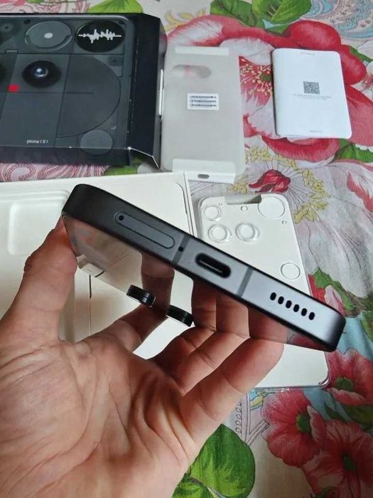 Мобильный телефон Nothing