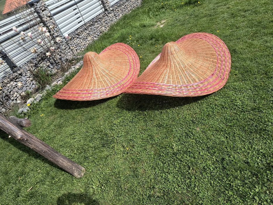 Abajuri,lustre,sezut pentru Fotografii, umbrella pe plaja...