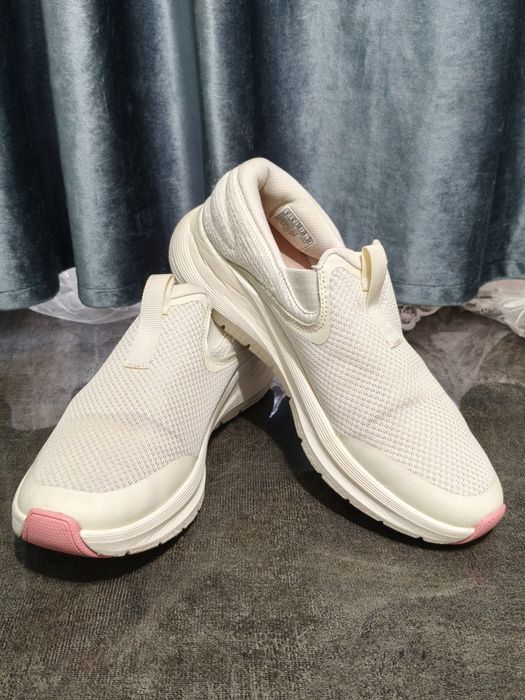 Оригинальные кроссовки Skechers