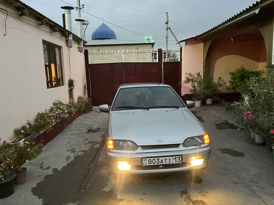 Машина 2114 состояния отличный