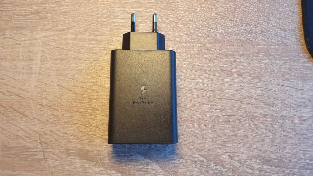 Încărcător Samsung Trio 65W USB-C + USB-A, original