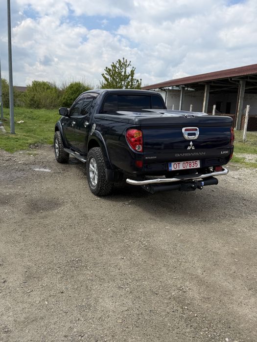 Mitsubishi  l200
