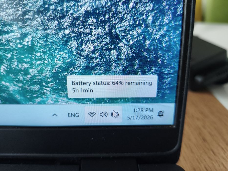 Лаптоп с тъчскрийн Dell Latitude 5300 - i5-8265U, 8GB RAM, 256.  NVMe SSD