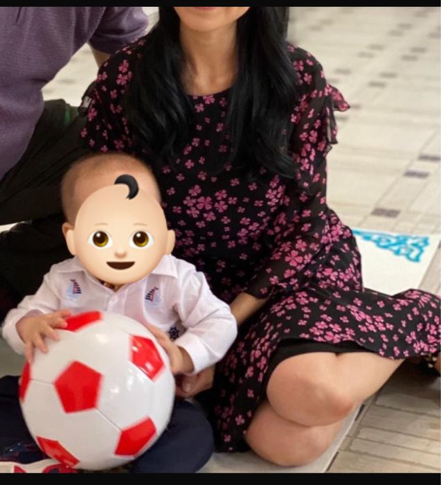 Платье красивое с розовами клевер цветочками