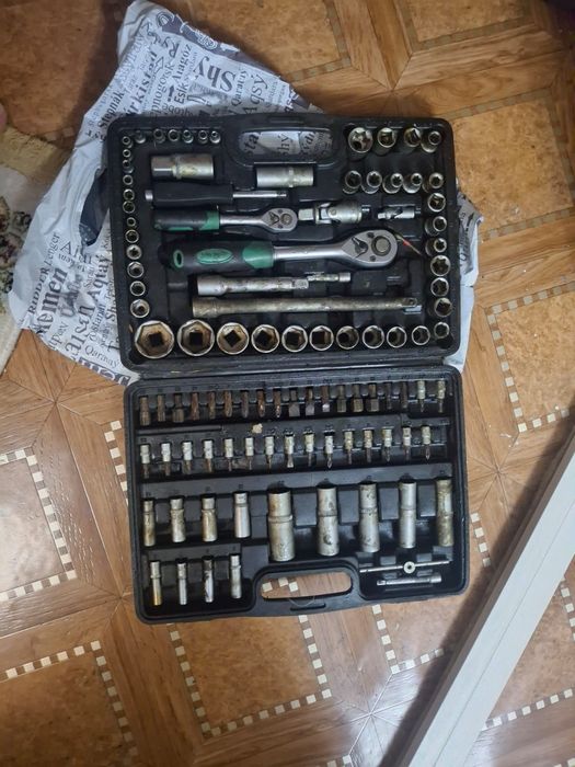 Инструменты для машин