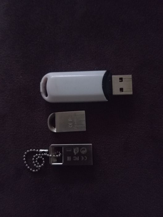 Флешкалар сатылады