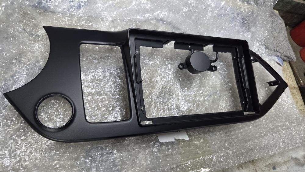 Продам рамку под андройд кия пиканто