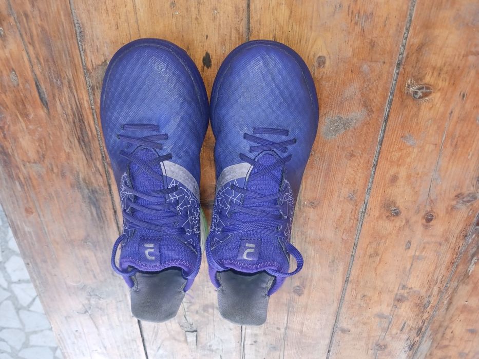 Детски футболни обувки 33ти номер