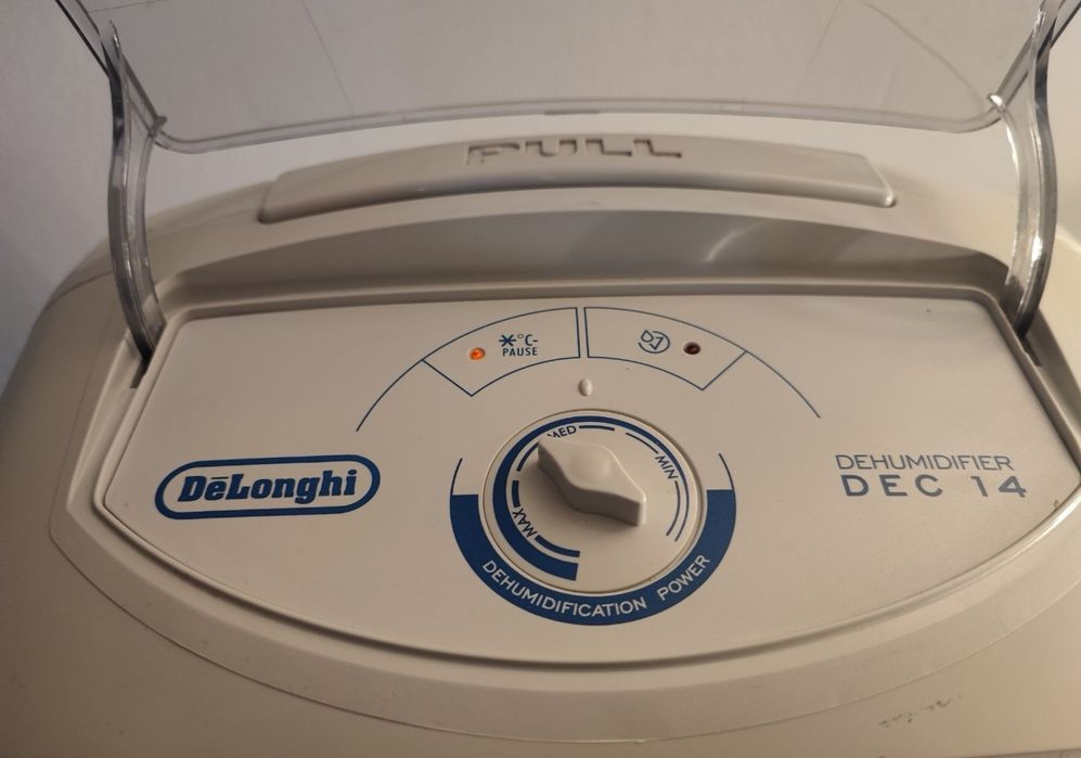 Dezumidificator Delonghi Dec 14 profesional randament 14 L la 24 h
