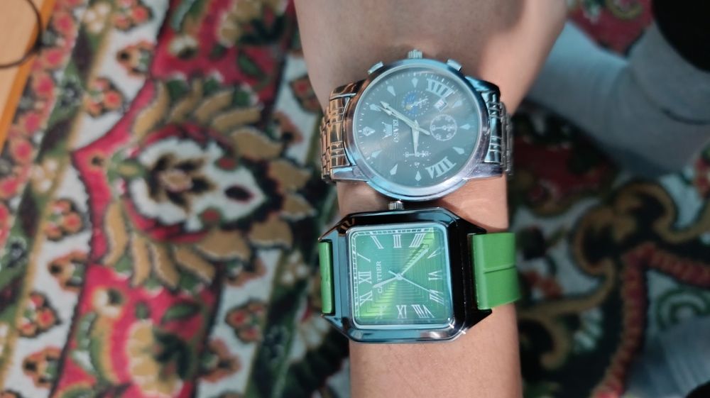 Екы сагат сатылады