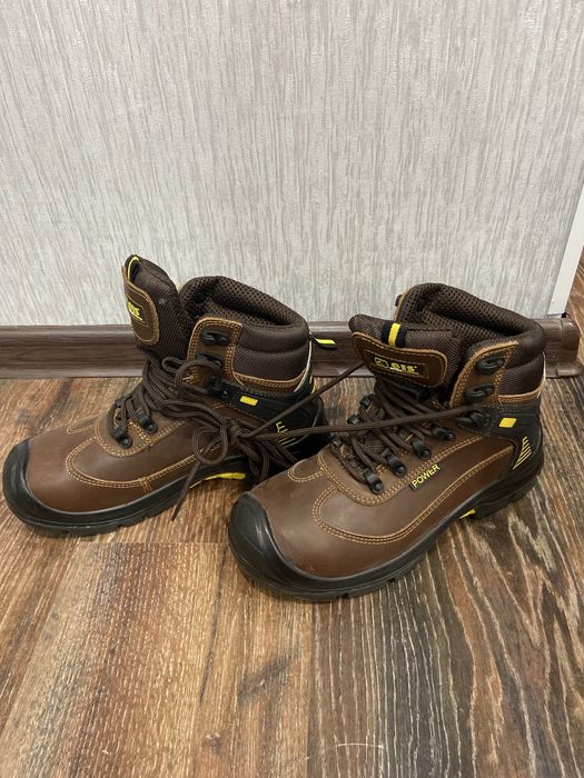 Рабочие летние ботинки