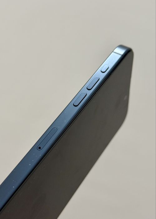 iPhone 15 Pro Max 256GB - Titanium Blue & Black Neverlocked