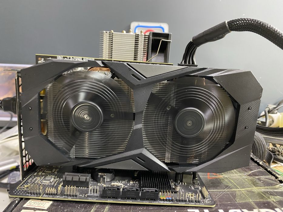 Продам GTX 1660Super 6GB