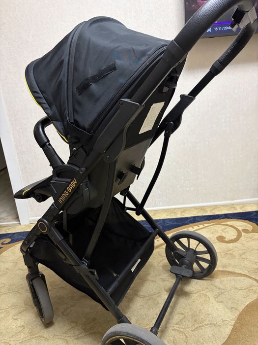 Продаю коляску ining baby
