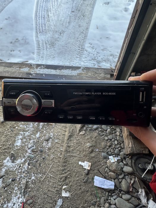 Продам магнитолы 2шт.