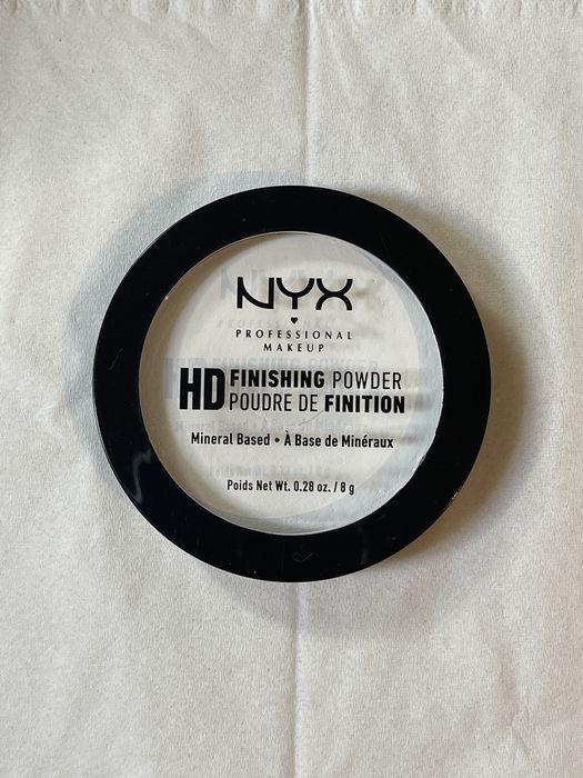 NYX pudra compacta translucida invizibila