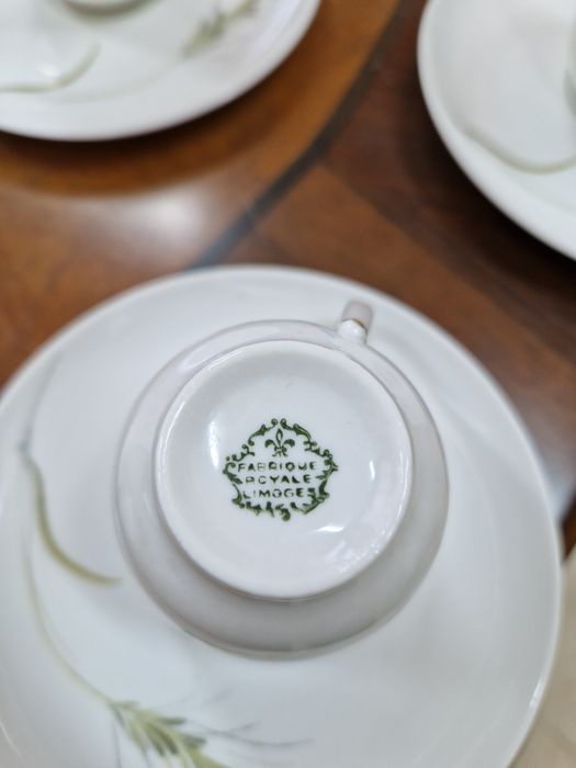Рядък антикварен френски сервиз за кафе ROYALE D'ARTOIS LIMOGES