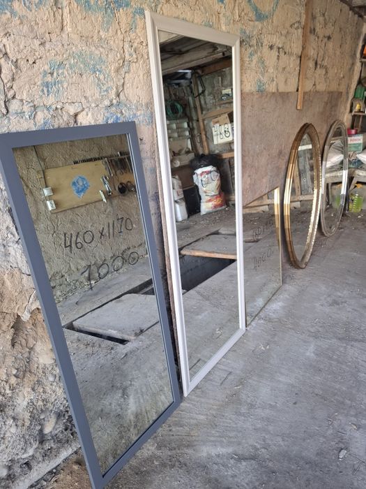 Зеркало продам в рамках