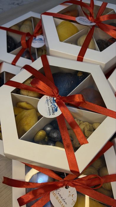 Бокс из сухофруктов