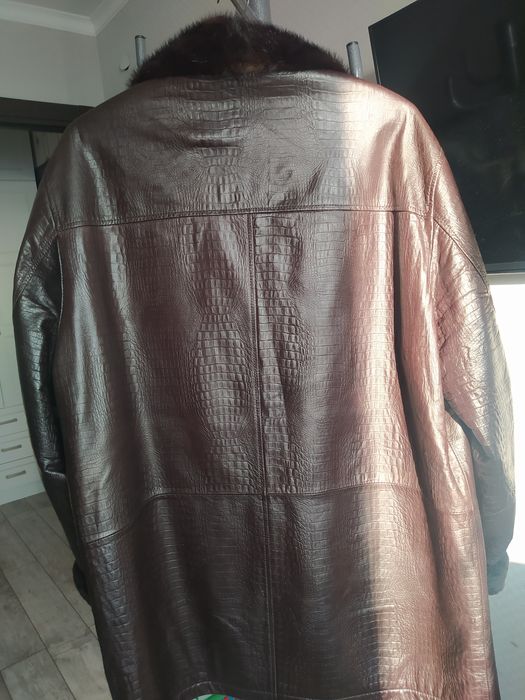 Срочно продам мужскую дубленку