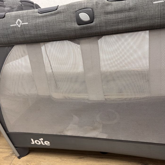 Продаю манеж Joie в отличном состоянии