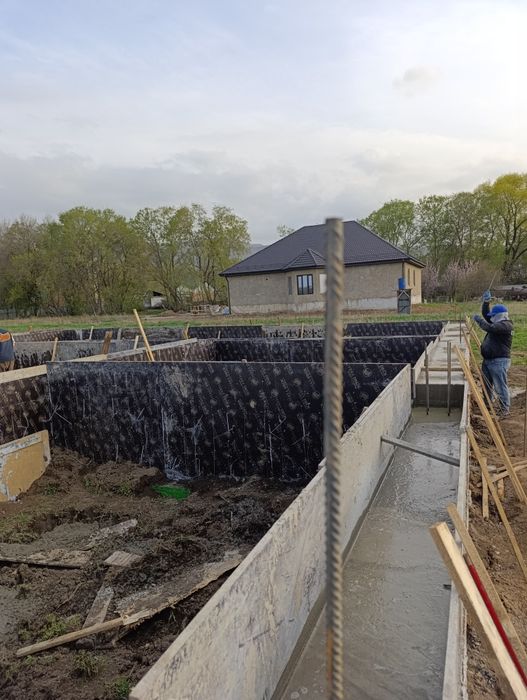 Заливка фундамента