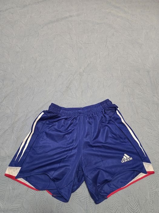 Къси панталони Adidas