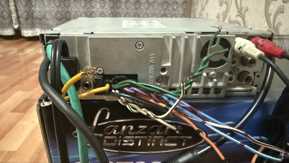 Pioneer DEH-P 80ii / Alpine CDA 9855