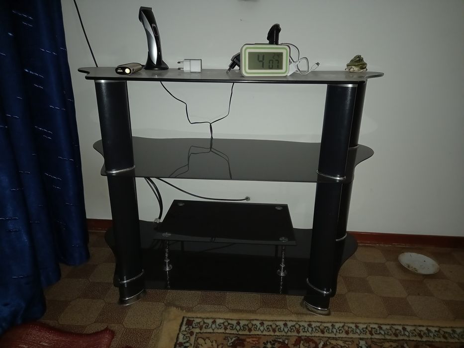 Подставка под ТВ