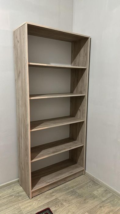 Продаются комнатные шкафы. Два вида.  Почти новые. В идеальном состоян